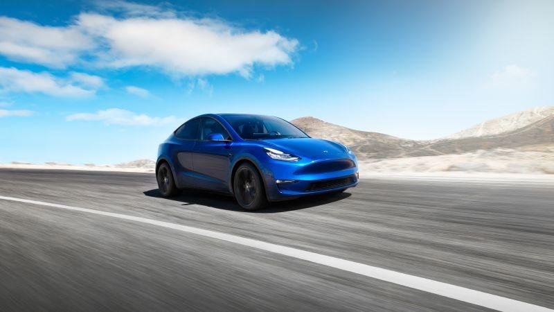 Tesla Model Y Front in blau