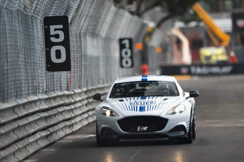 Aston Martin Rapide E auf den Straßen Monacos