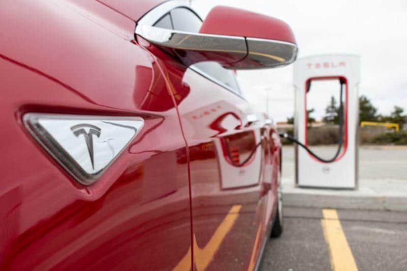 Tesla schränkt Laden am Supercharger ein