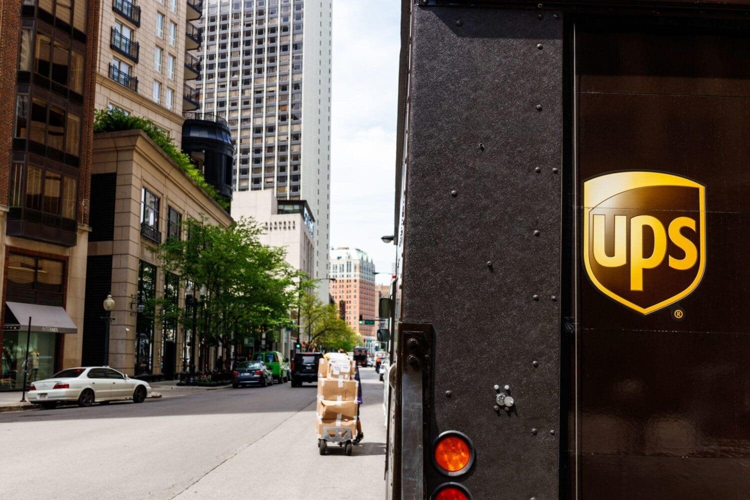 UPS setzt weiterhin auf Diesel-Umbau zu E-Transporter