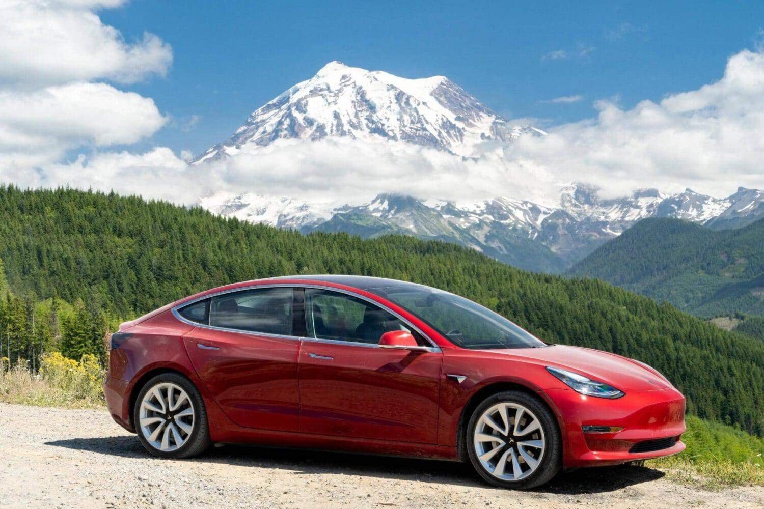 Tesla zieht es nach Kanda
