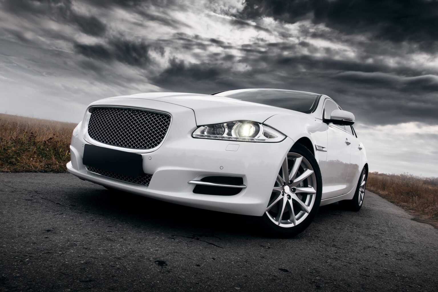 Jaguar setzt weiterhin verstärkt auf "Race to Road"-Transfer