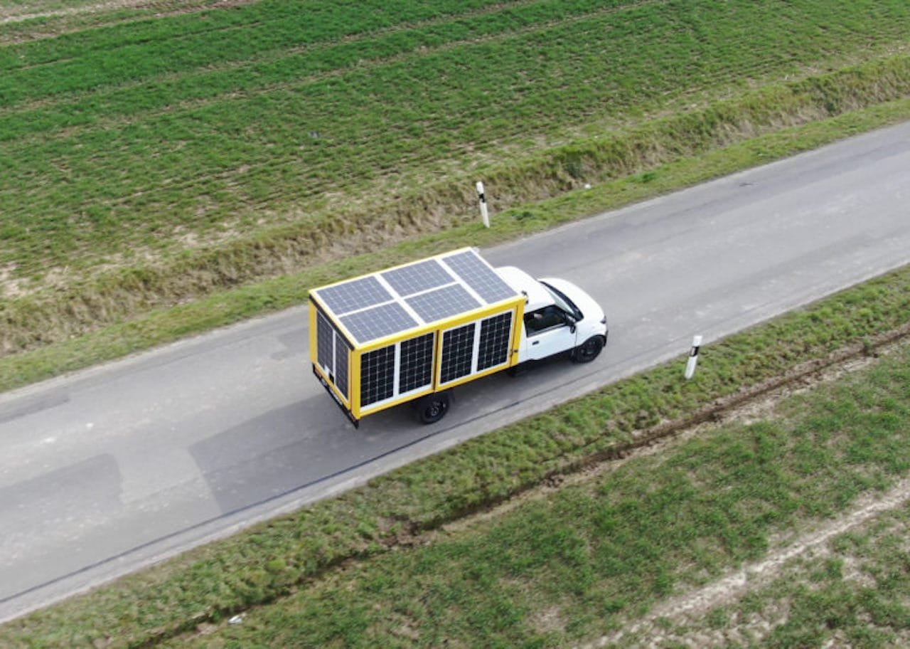 ISFH-Testfahrzeug-Solar-Elektroauto