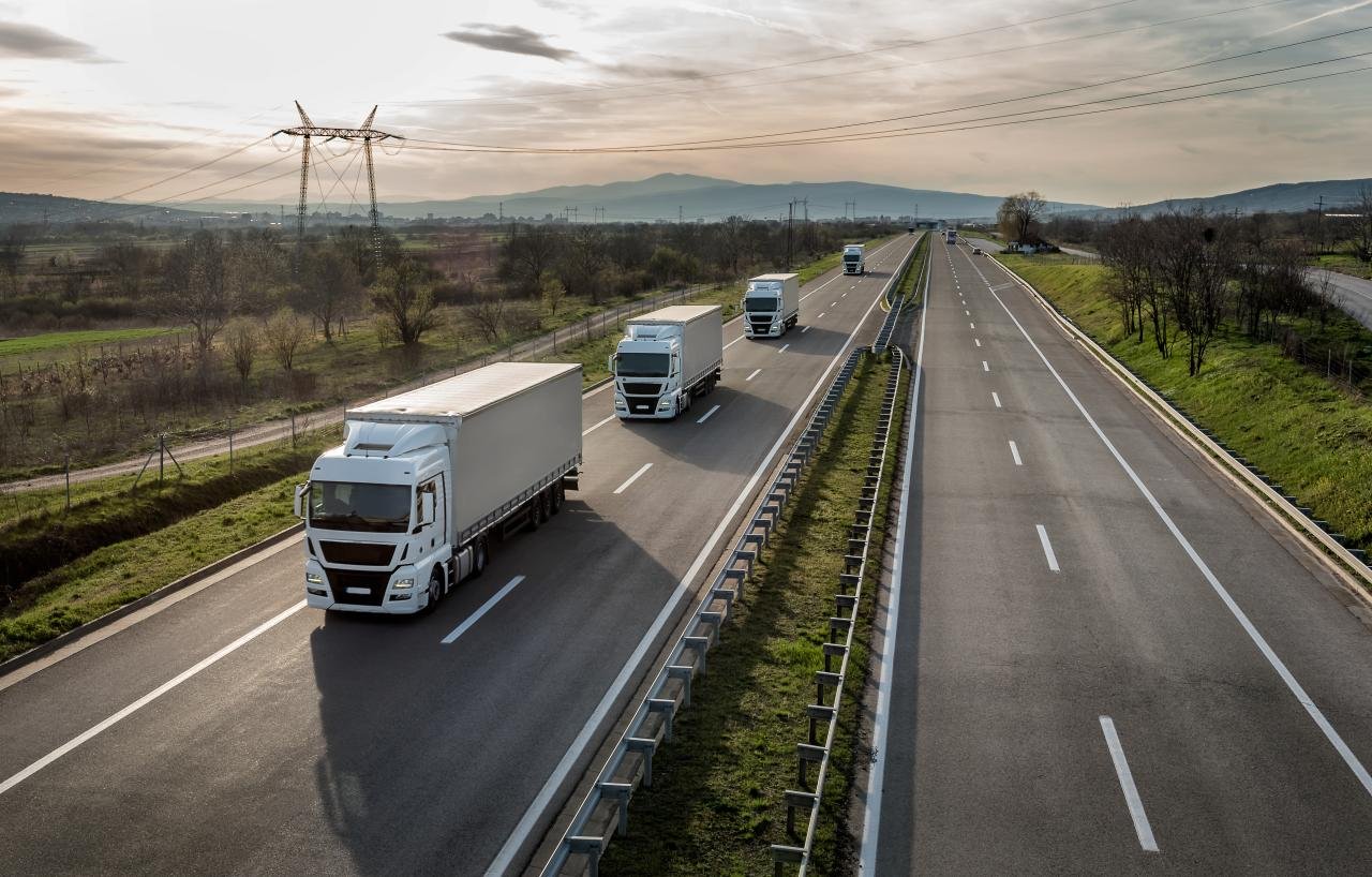 Bis 2025 wollen 100 Prozent der Lkw-Flottenbetreiber E-Trucks anschaffen