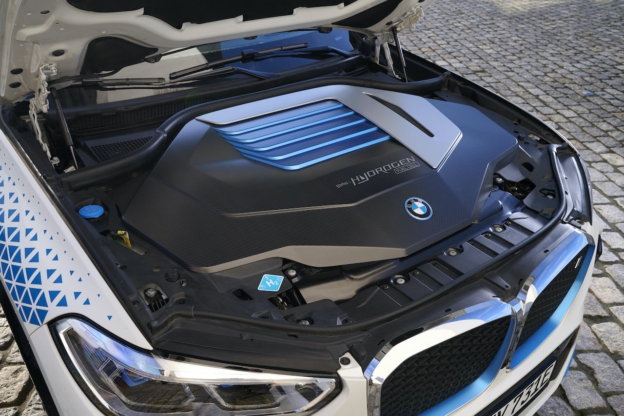 BMW-iX5-Wasserstoff