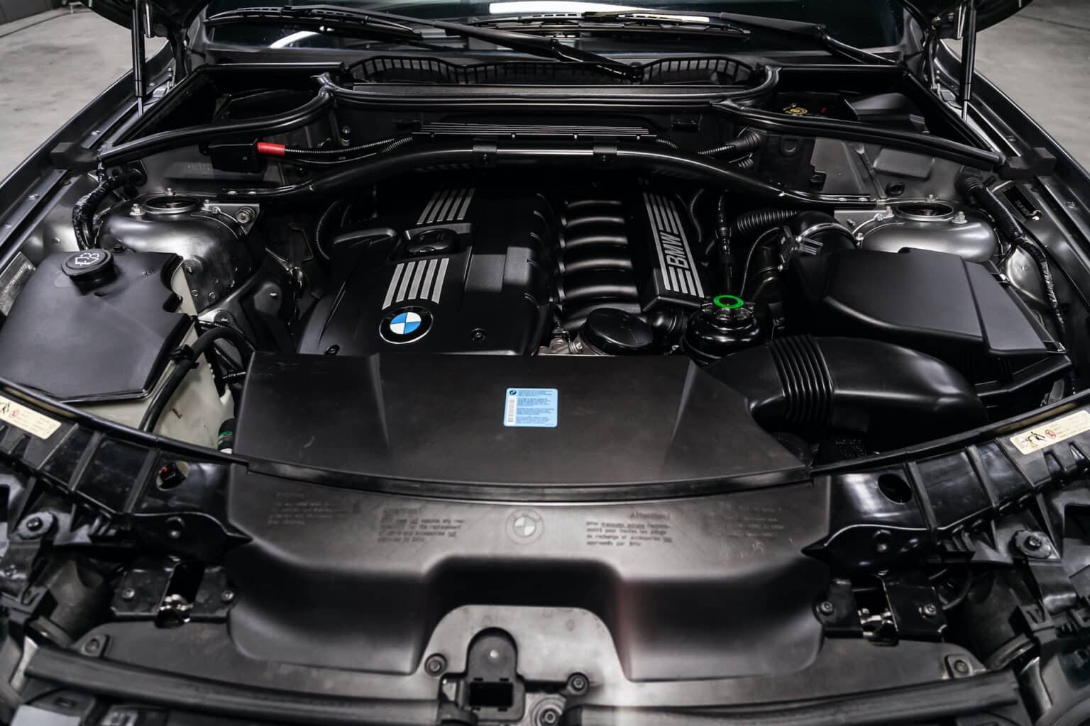 BMW-Mercedes-Verbrenner-Motor