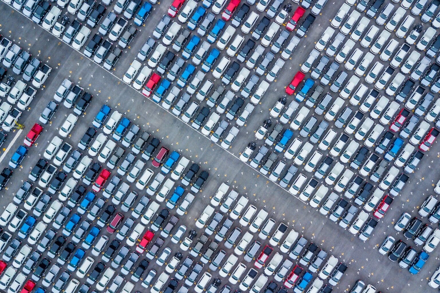 Autos-Zulassungen-Parkplatz