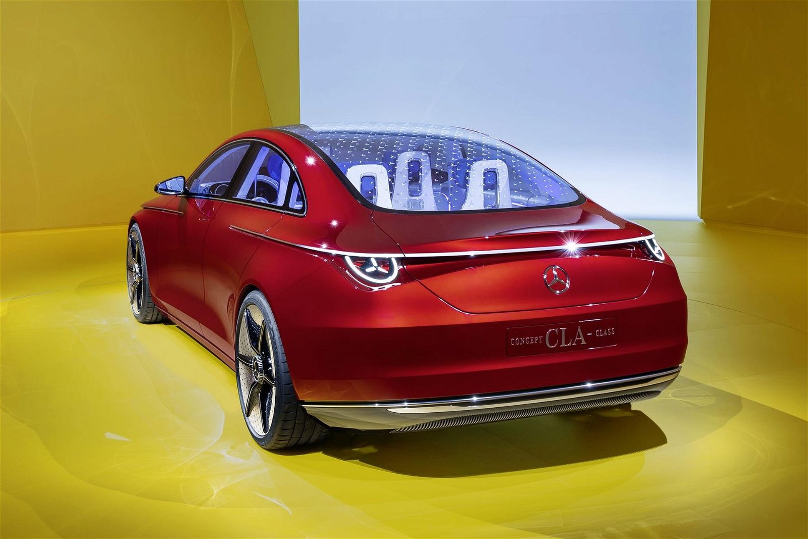 Mercedes CLA-Studie stimmt auf neue Kompaktklasse ein