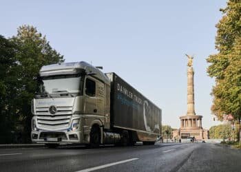 Wasserstoff-Lkw-Reichweite-Mercedes-Benz