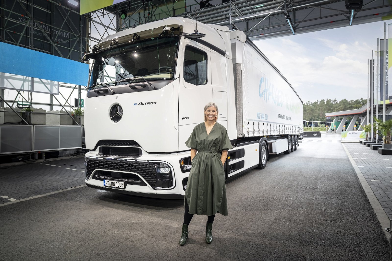 Daimler: Brauchen schnell Ladepunkte für E-Lkw