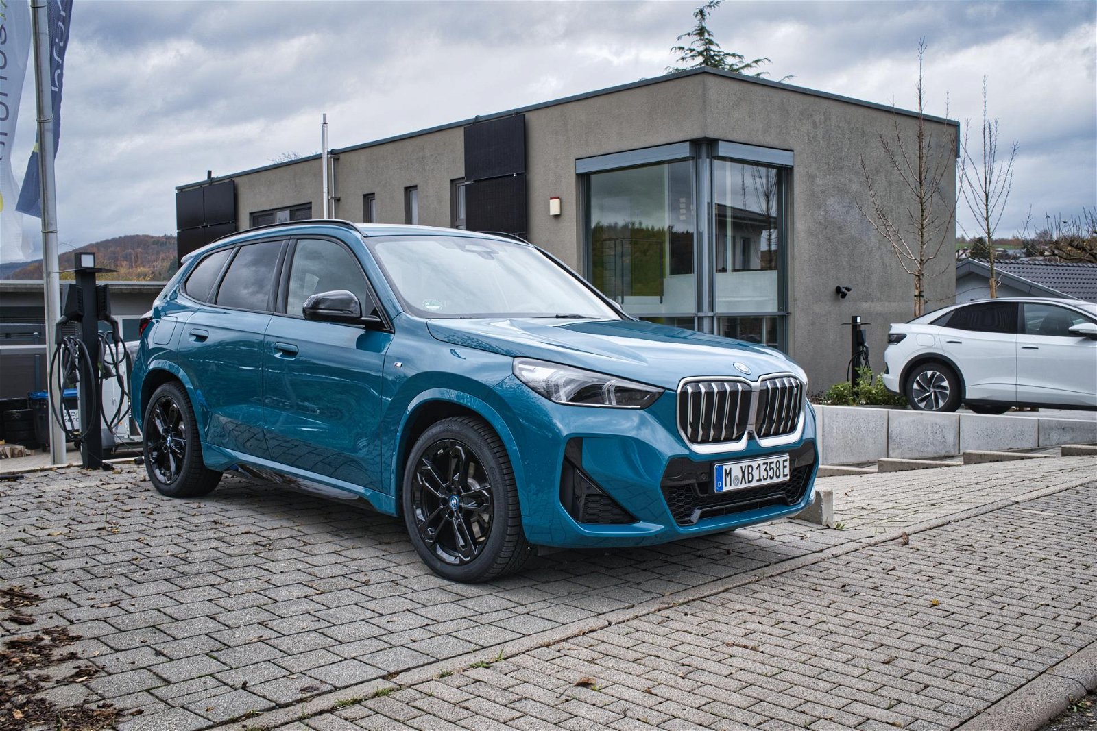 Attraktiver Einstieg in die Welt der Premium-Elektromobilität: Der neue BMW  iX1 eDrive20.