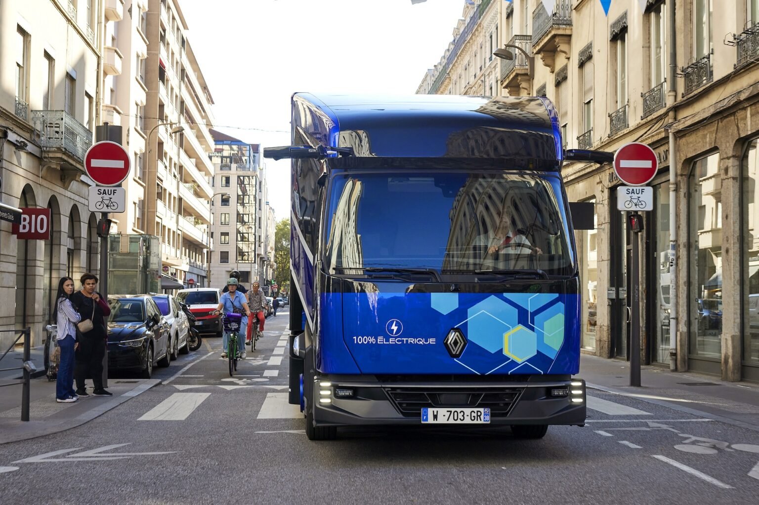 Renault-Elektro-Lkw-Oxygen-Paris