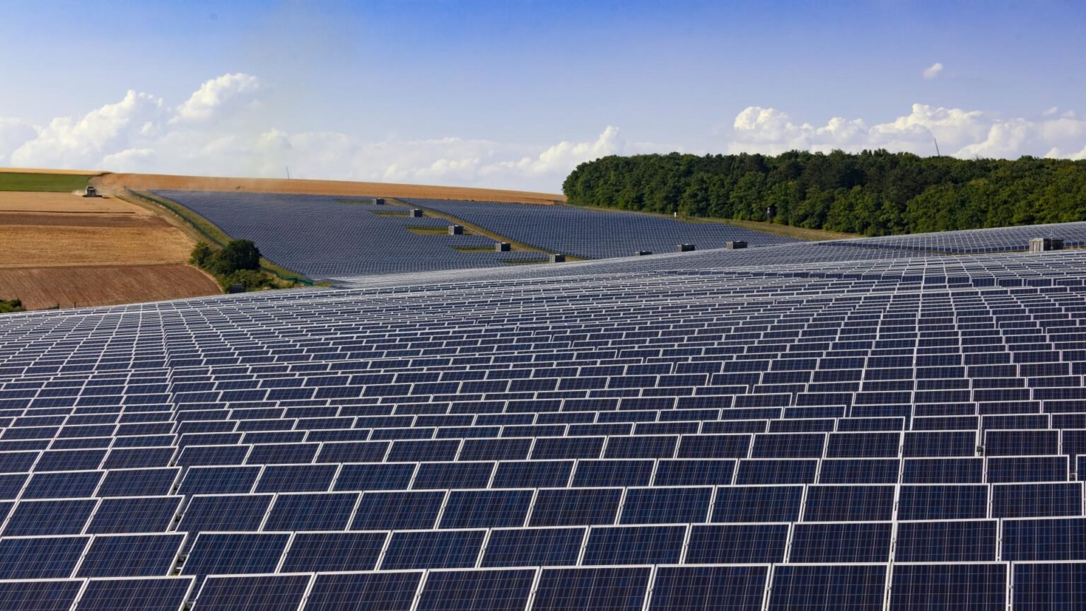 Solarfarmen: Zweites Leben für E-Auto-Batterien
