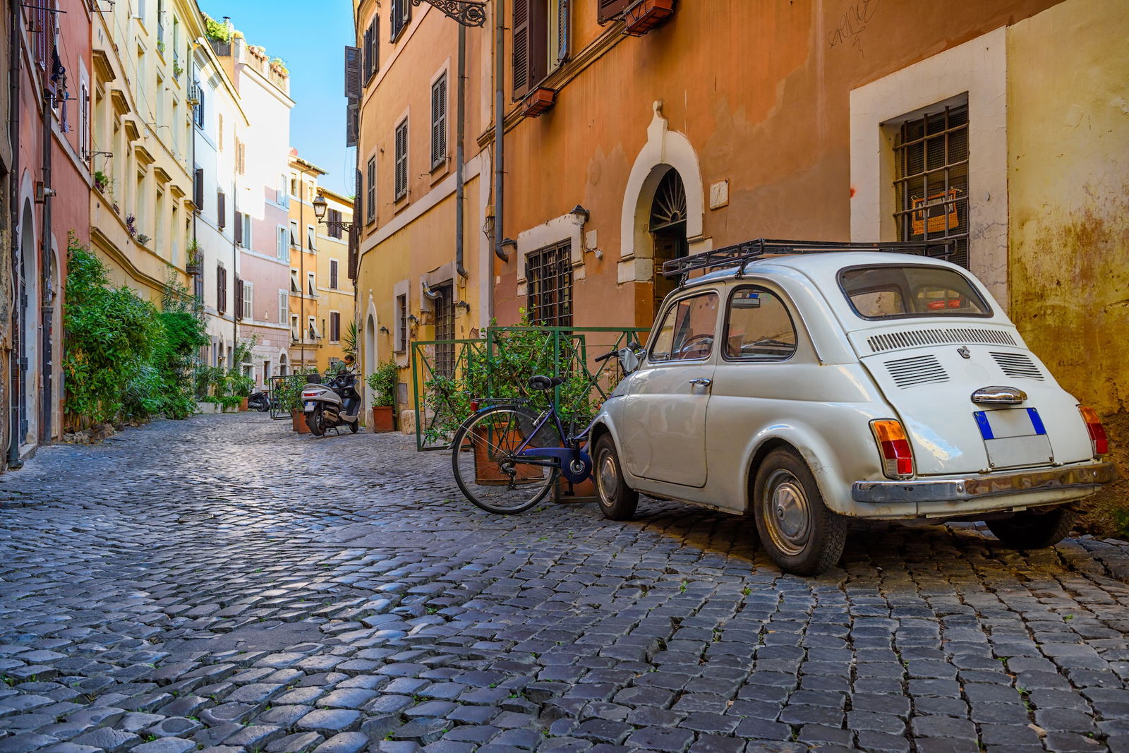 Italien-plant-bis-zu-13-750-Euro-E-Auto-Zuschuss